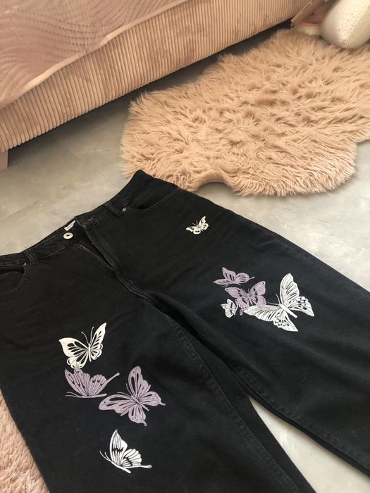 Spodnie z motylkami z wysokim stanem