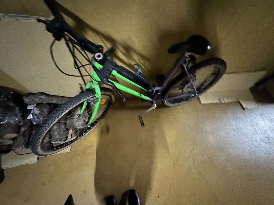 Bicicleta Shimano com 7 mudanças