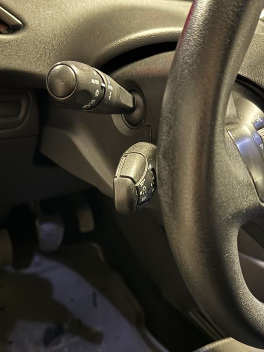 PEUGEOT 208 hdi 2012 oportunidade