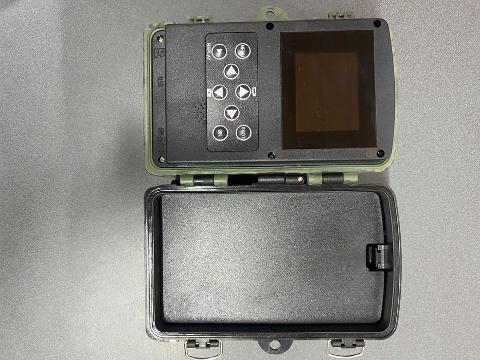 Câmara de caça com deteção de movimento diurno e noturno