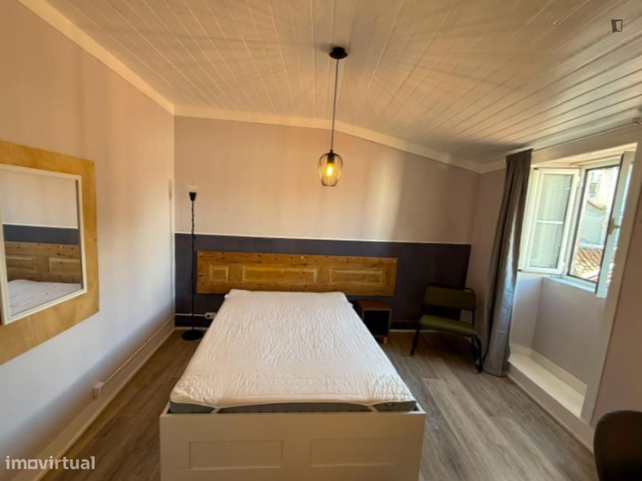 Quarto - localizado em Santarem