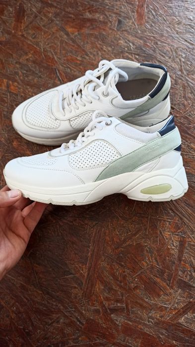 Продам кросівки GEOX