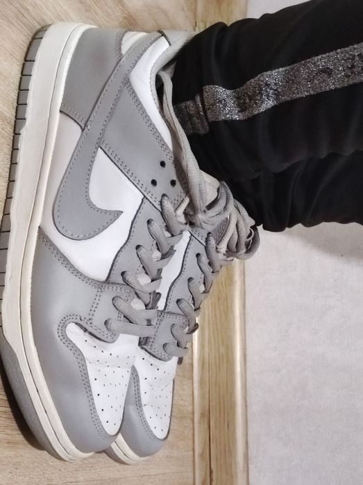 Кросівки жіночіnike сірі 39-40розмір