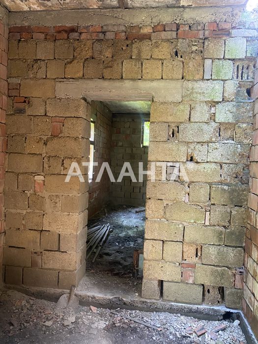 Участок с коробкой в один этаж в Фонтанке.