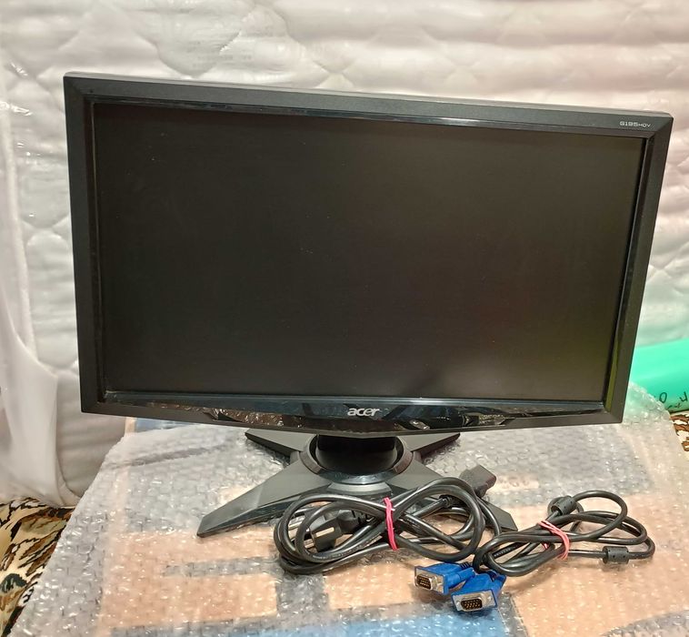Монітор Acer G195 HQV