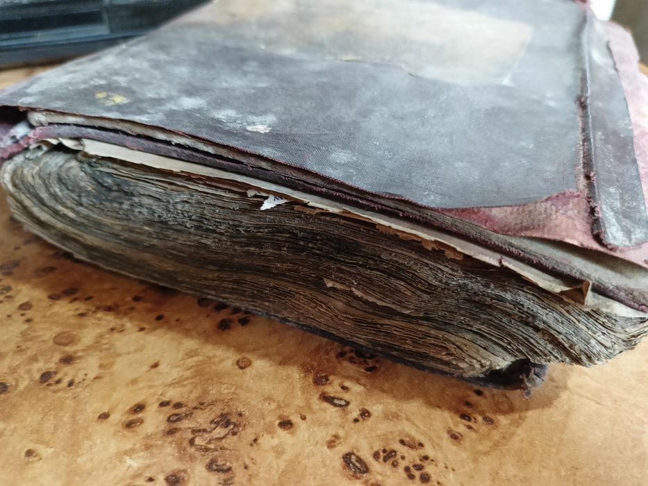 Старослов'янський Псалтирь , церковна книга XVII-XIX ст


---

Старов