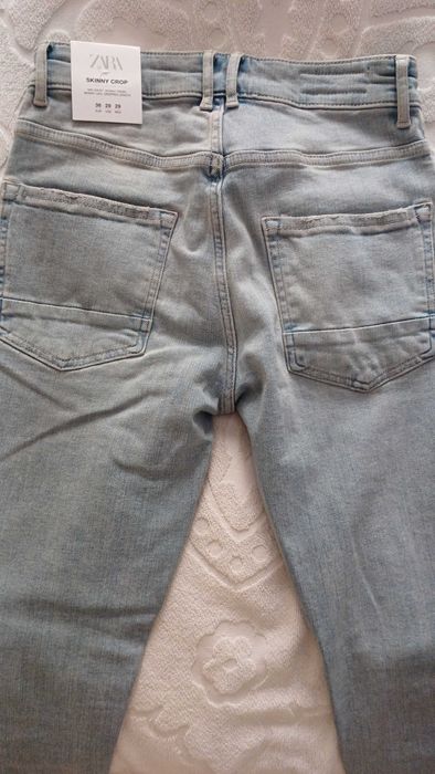 calças de homem "Zara" modelo skinny crop novas!