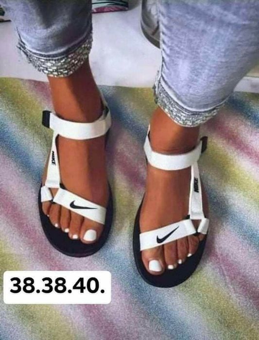 Sandałki damskie wyprzedaż