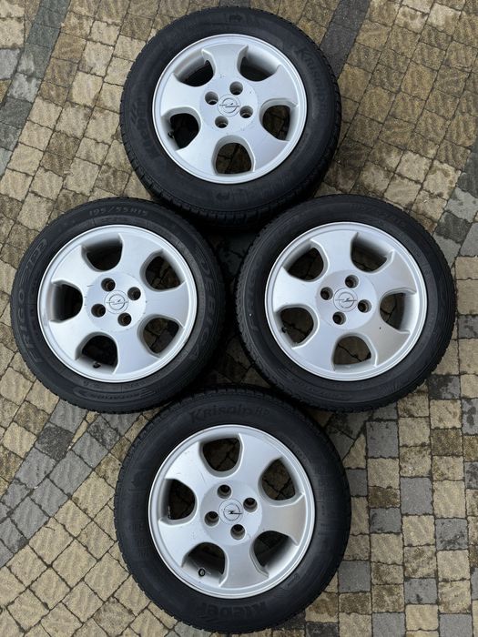 Шини з легкосплавними дисками 195/55R15