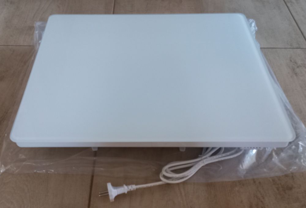 Grzejnik nowoczesny elegancki nowy BINDA 1000 W
