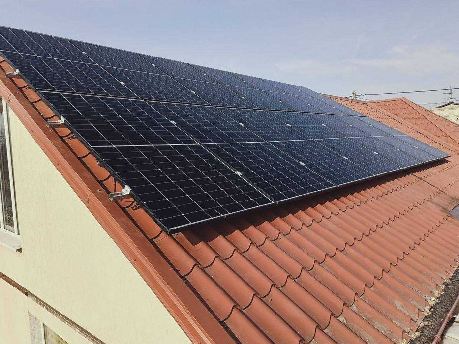 РОЗПРОДАЖ АКБ, Гібридний Інвертор 6кВт Deye SUN-6K-SG05LP1-EU