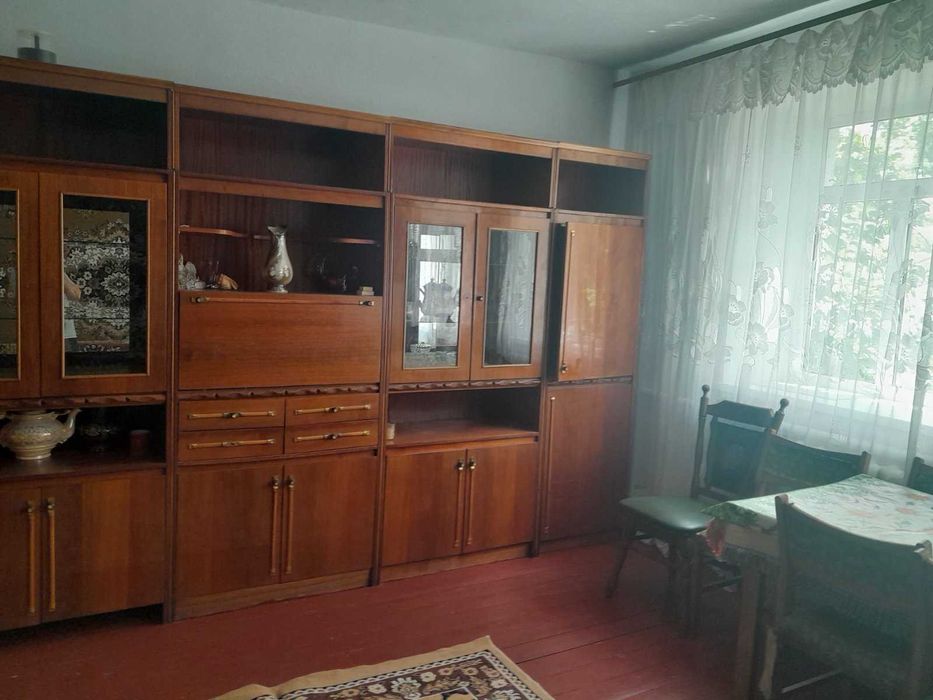 Продається будинок 64 м2 з господарськими будівлями, 40 сот. землі
