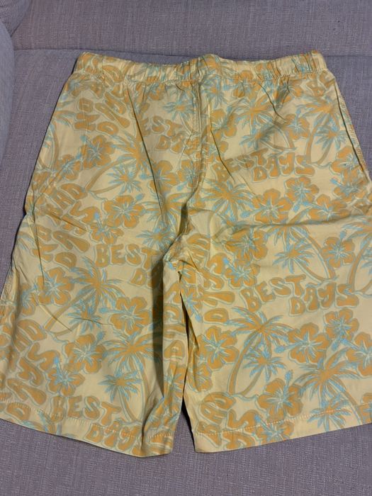 Krotkie spodenki  H&M  rozm. 170