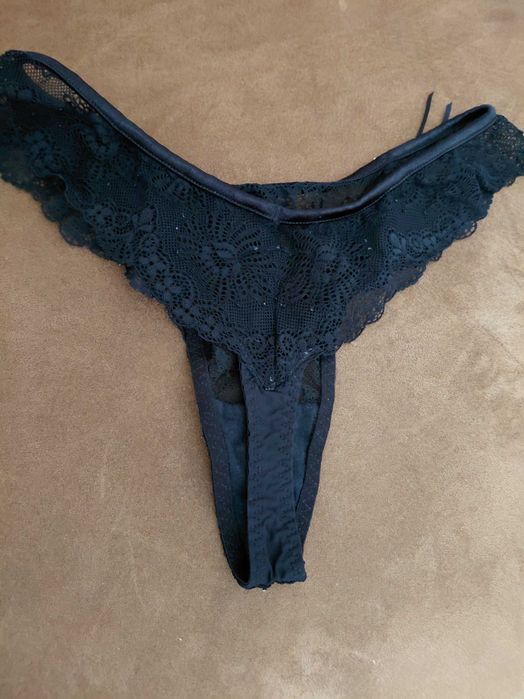Труси жіночі, розмір М, стринги