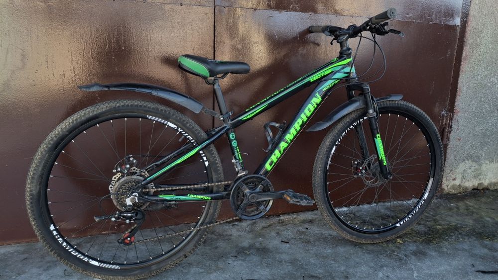 Велосипед Champion алюминиевый 26 в отличном состоянии