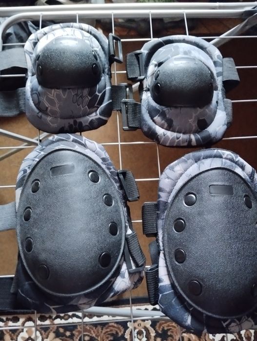 Комплект наколенников и налокотников