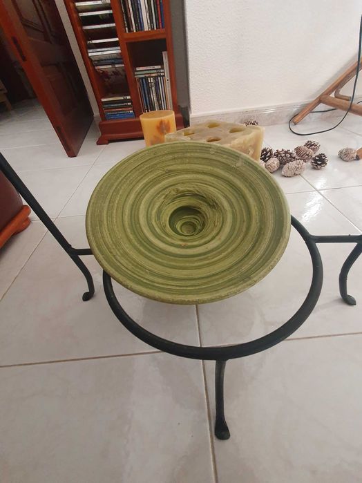 Suporte em ferro com