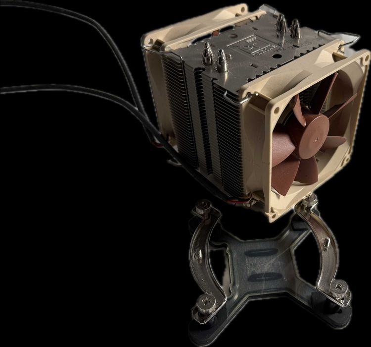 Chłodzenie procesora aktywne Noctua NH-U9DXI4 Intel