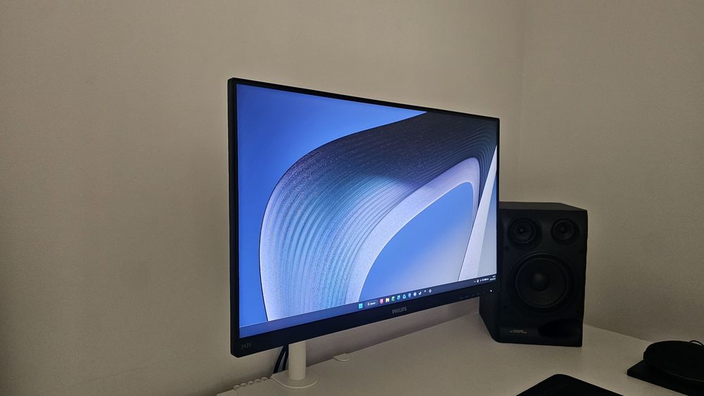 Monitor Philips 24" Full HD (243V) — Como Novo + Cabos e Suporte Originais