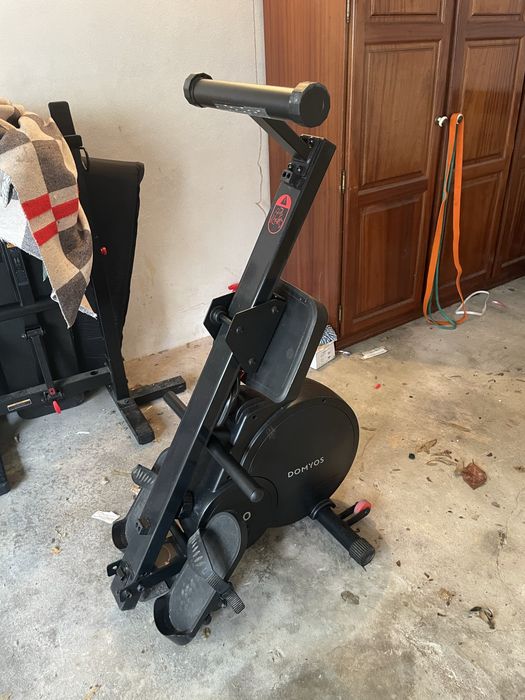 Máquina de remo439919272977377281