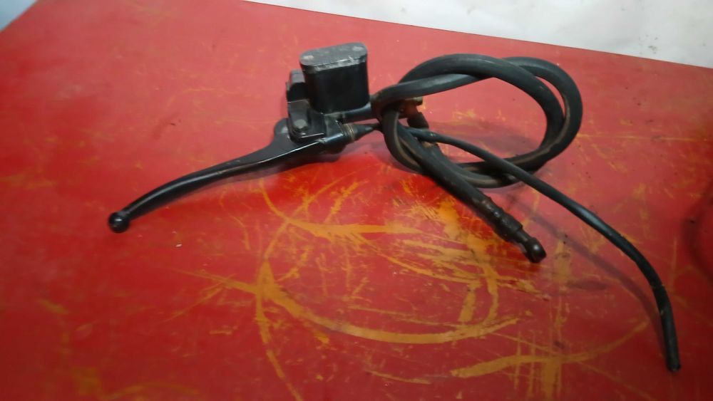 Bomba travão xf25 cima