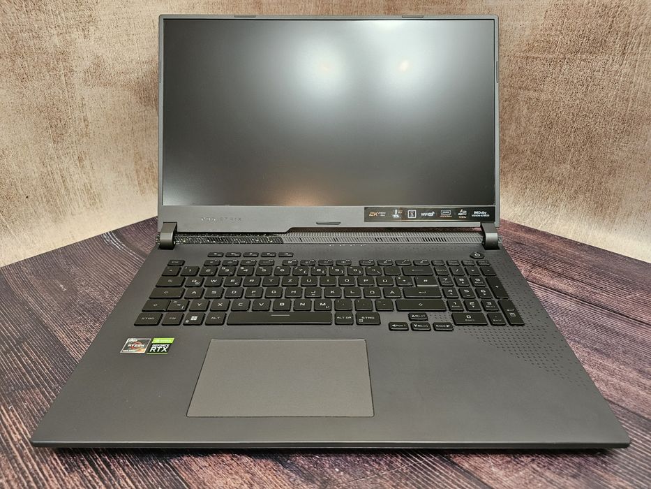 Ігровий ноутбук ASUS ROG Strix G17 G713RW (Ryzen 7 6800H/32Gb/RTX 3070 Ti/SSD 1Tb/IPS 2K 240Hz) з гарантією