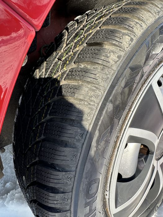 Dacia Sandero 2012 року випуску, рідна фарба