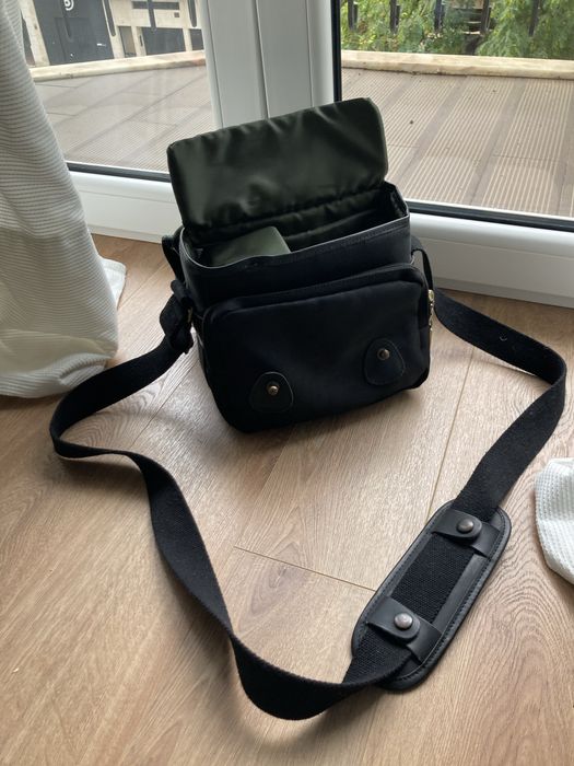 Bolsa estilo Billingham preta para máquina fotográfica
