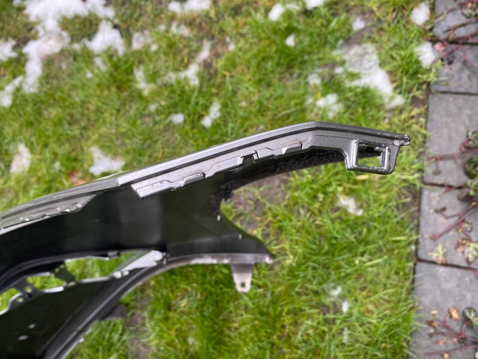 Lexus ES zderzak przód