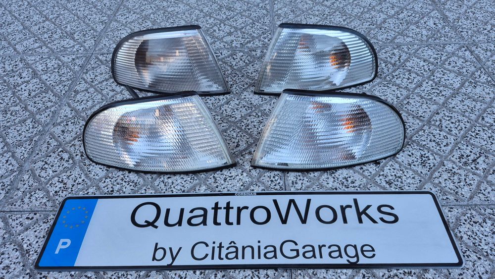 AUDI A4 B5 (8D)-PISCA/ÓTICA DIREITO-ESQUERDO 94 até 1999 Pré-Facelift