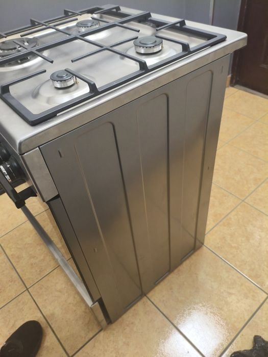 Kuchenka gazowa Beko FBMA 61330GXDTN