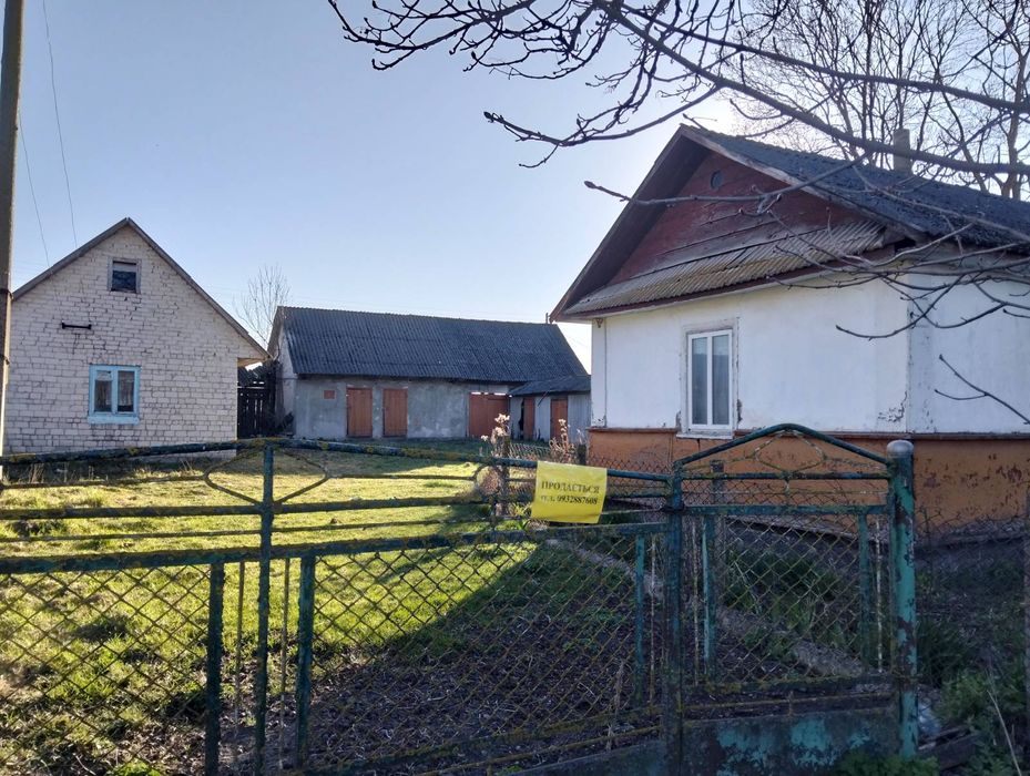 Терміновий продаж будинку в мальовничій місцевості