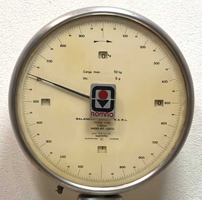 Balanças antigas de mercearia duplo mostrador