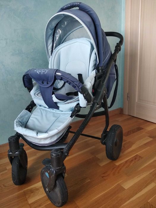 Продається дитяча коляска Tutis Zippy 3в1