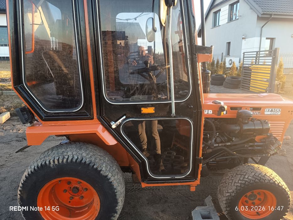 Sprzedam traktor Kubota B 7100 4 WD