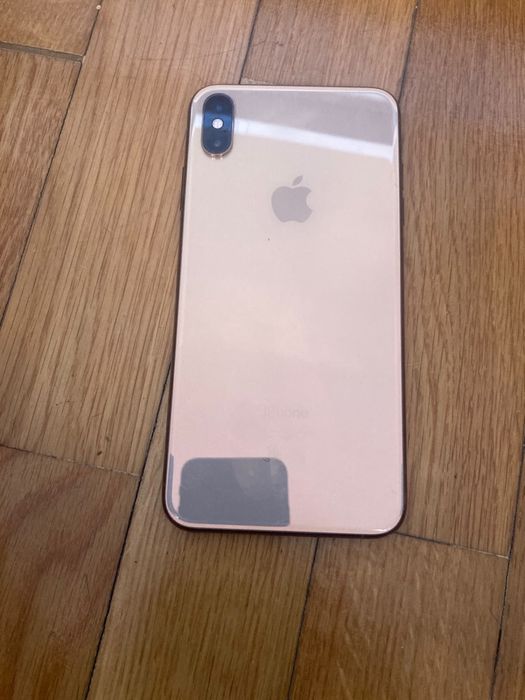 Iphone XS Max dourado