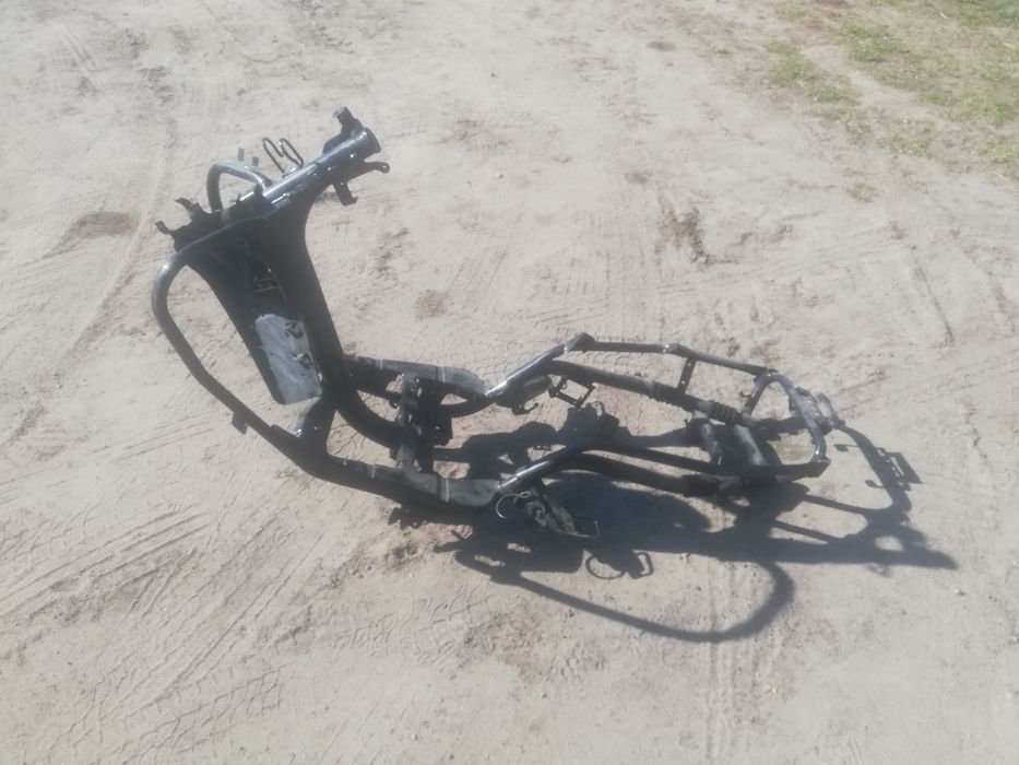 Yamaha Majesty 125 rama z dokumentacją 2004r mbk skyliner