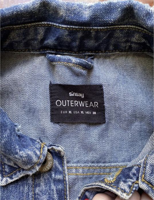 Джинсова жіноча куртка