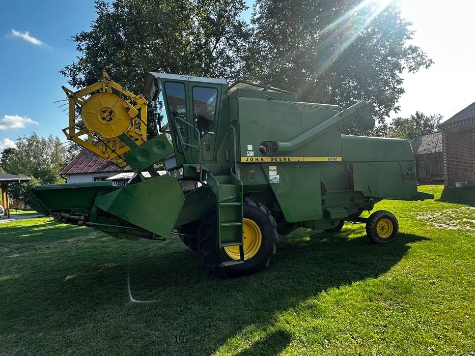 Комбайн John Deere 952