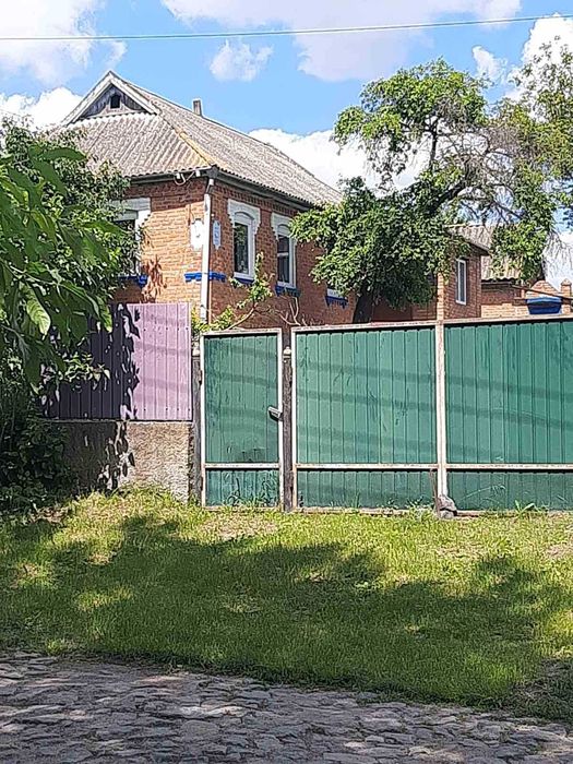 Продам будинок  в селі Куна