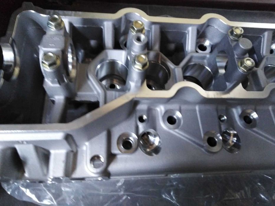 ГБЦ головка блока Mitsubishi Pajero 2.8 TD 4M40 1992-2002 p. нова