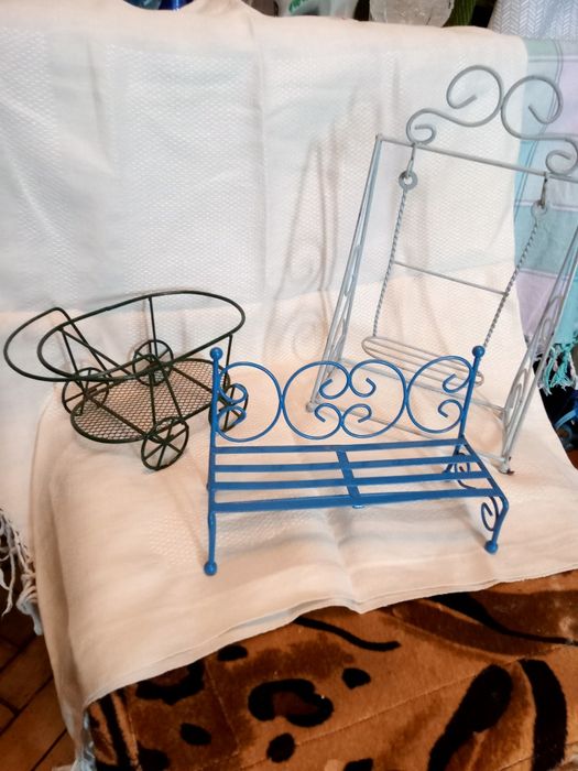 Коляска,качели,скамейка для кукол,цена за все