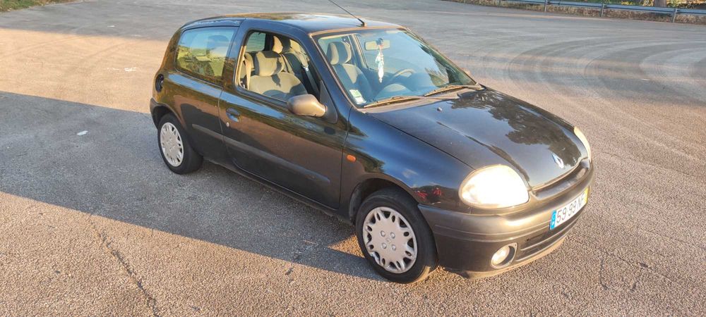 Renault Clio 1.1 1999 Gasolina