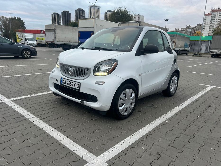Продам Smart Fortwo 453 2016
