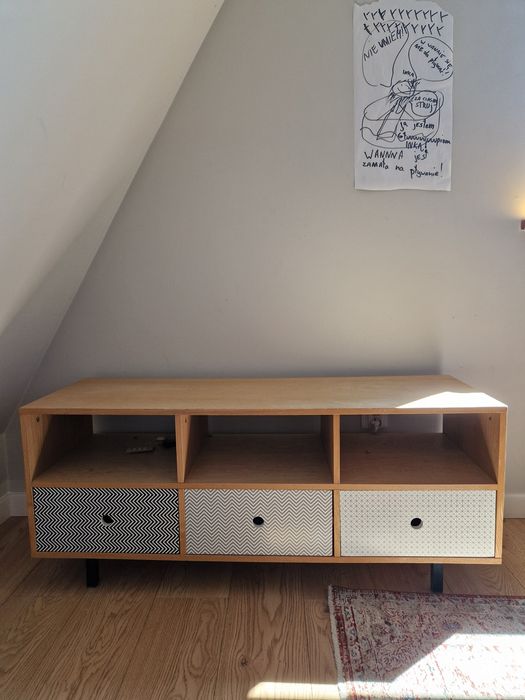 Szafka pod TV komoda