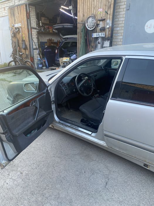 Mercedes Benz w 210 e 220 автомат