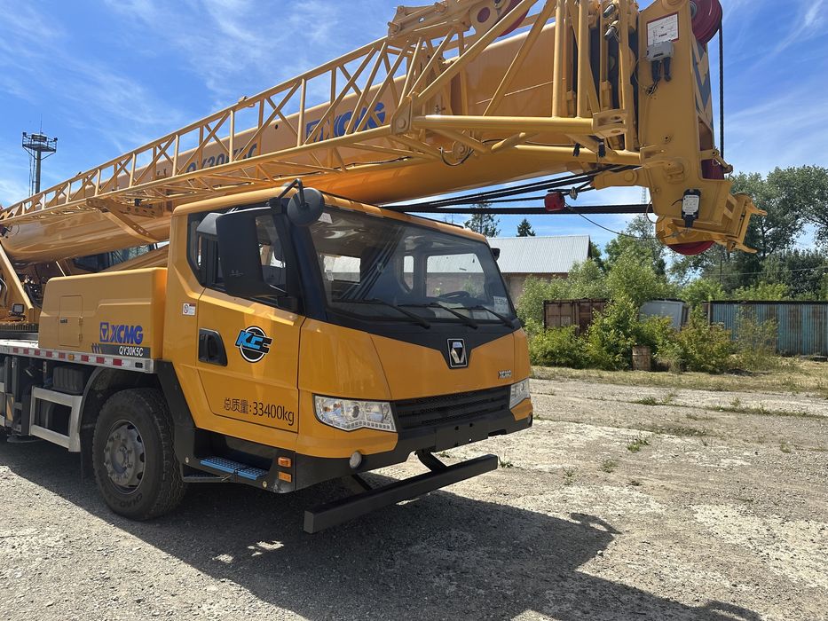 Послуги автокрана 30 тон 43 метра стріла