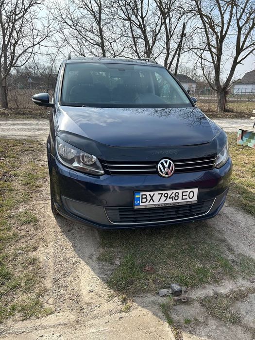 Volkswagen Touran 2011 року