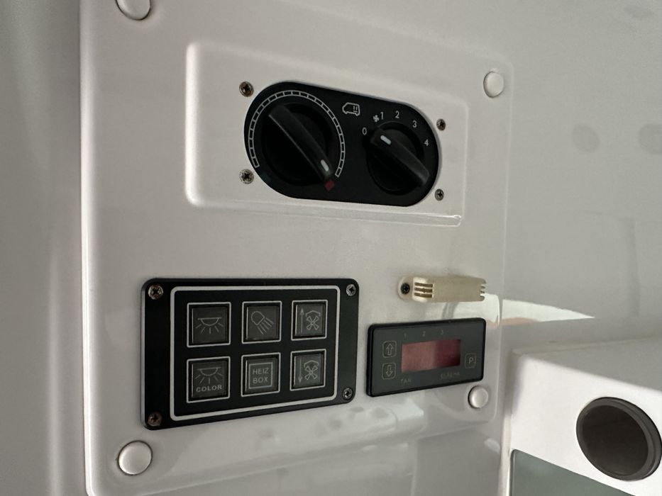 Volkswagen T6 Швидка Допомога AMBULANCE