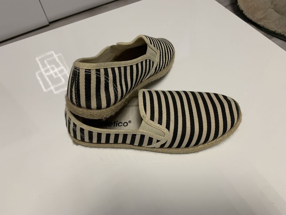 Espadryle w paski